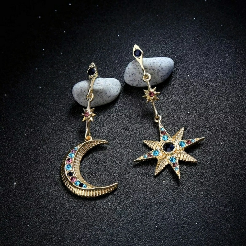 Star & Moon Crystal Vintage Dangle/Drop Earrings - Picture 7 of 7